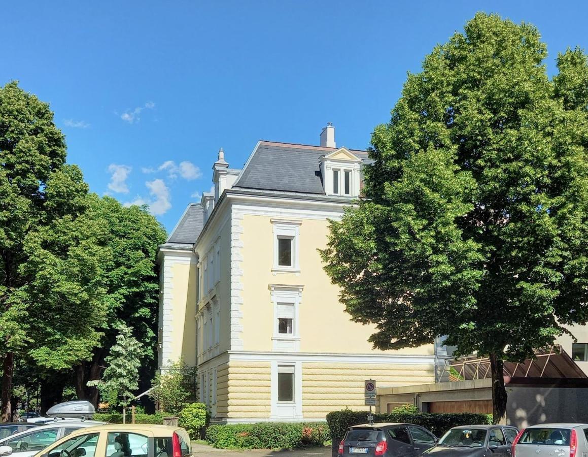 5-Zimmer-Appartement In Historischer Privatvilla, Meran Zentrum, Kostenloser Parkplatz Екстер'єр фото